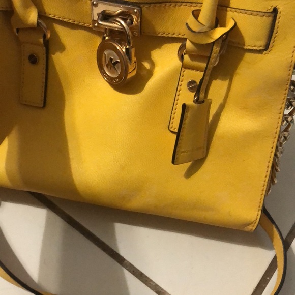 Michael Kors yellow bag - Picture 5 of 7